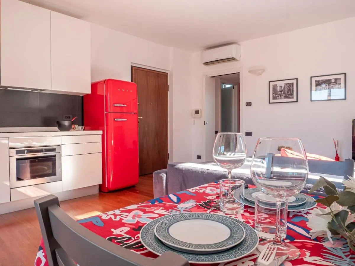 Bright One-Bedroom Apartment With Terrace In Milan 0*,  Italy